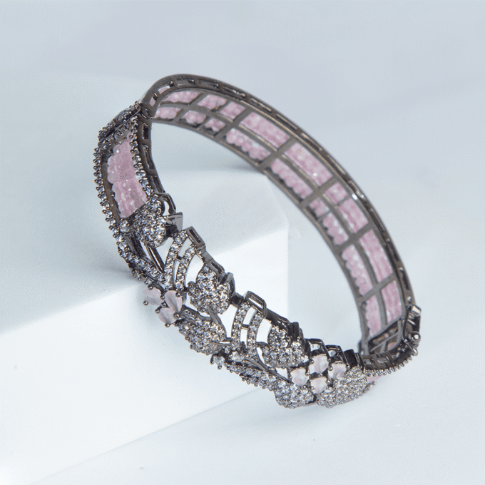 Beautiful Rose Rhinestone Crystal Stretch Bracelet