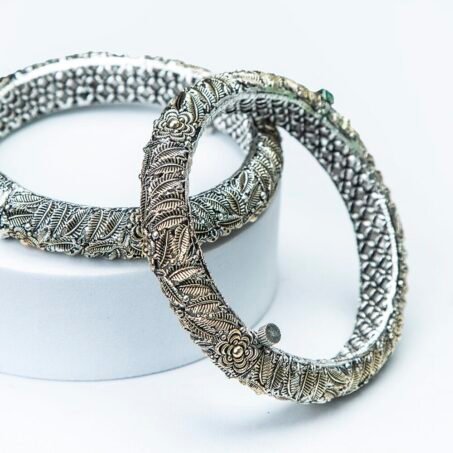 Ethnic Floral Embossed Kada Bangles