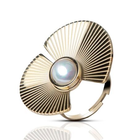 18K Gold Plated Over Sized Fan Pearl Finger Ring