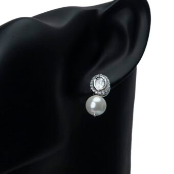 Stylish Two Layer Silver pearl jewelry deals Necklace set