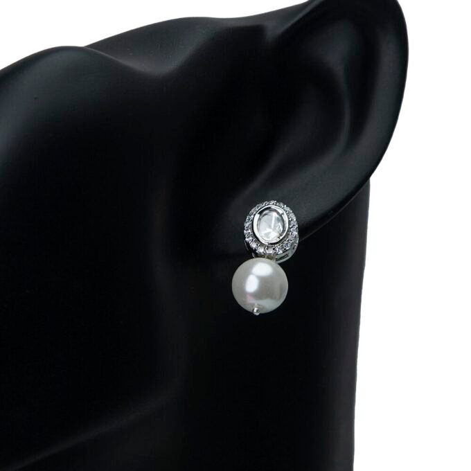 Stylish Two Layer Silver pearl jewelry deals Necklace set